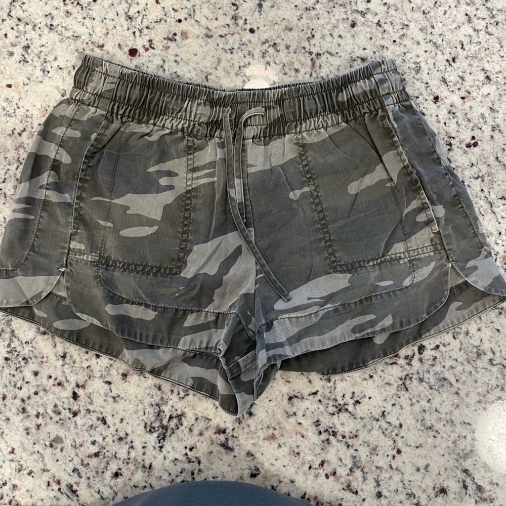 Express camo shorts